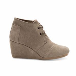 SALE! MUST GO! Toms Desert Wedge Size 7